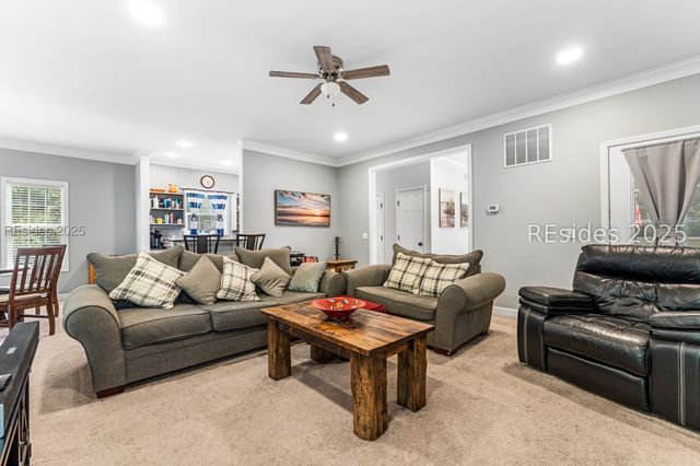 14 Peregrine Dr, Hilton Head Island, SC 29926