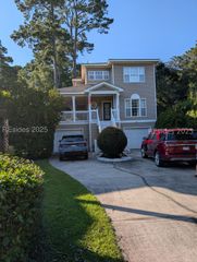 14 Peregrine Dr, Hilton Head Island, SC 29926