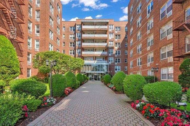 9201 Shore Road A505, Brooklyn, NY 11209