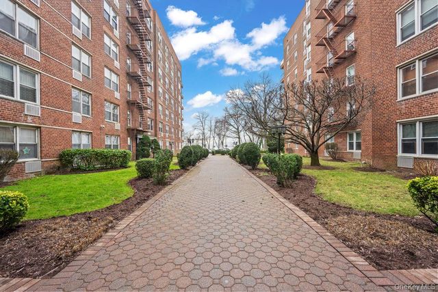 9201 Shore Road A505, Brooklyn, NY 11209