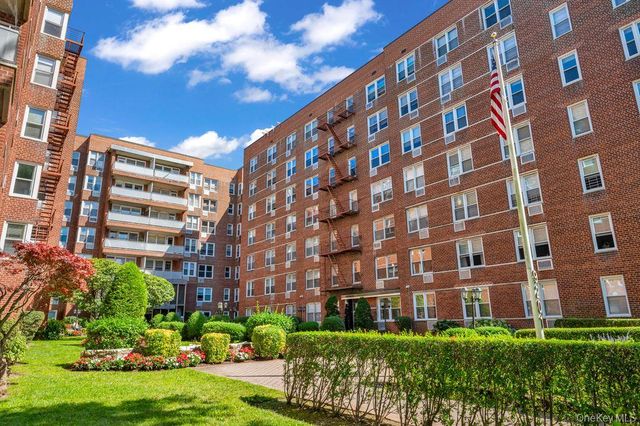 9201 Shore Road A505, Brooklyn, NY 11209