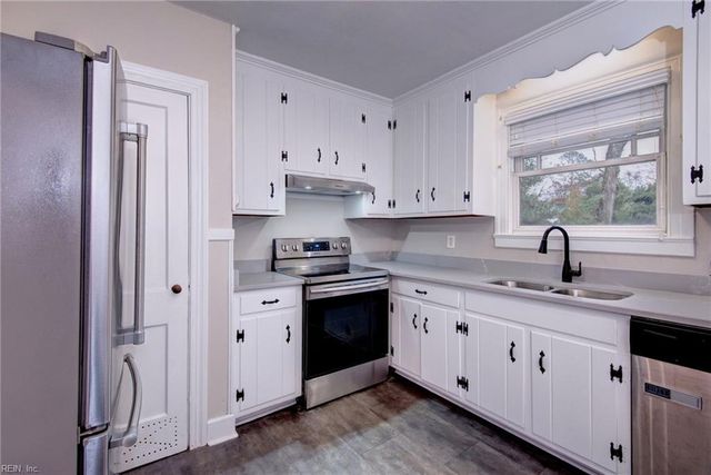 46 Woodfin RD, Newport News, VA 23601