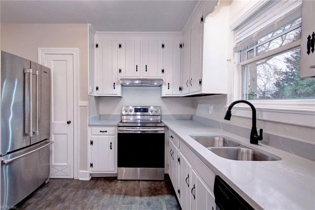 46 Woodfin RD, Newport News, VA 23601