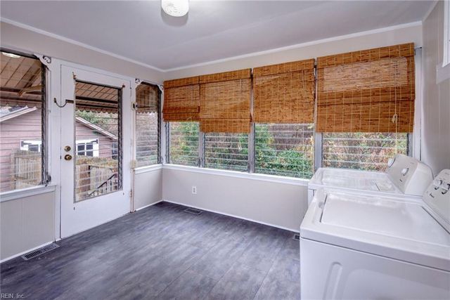 46 Woodfin RD, Newport News, VA 23601