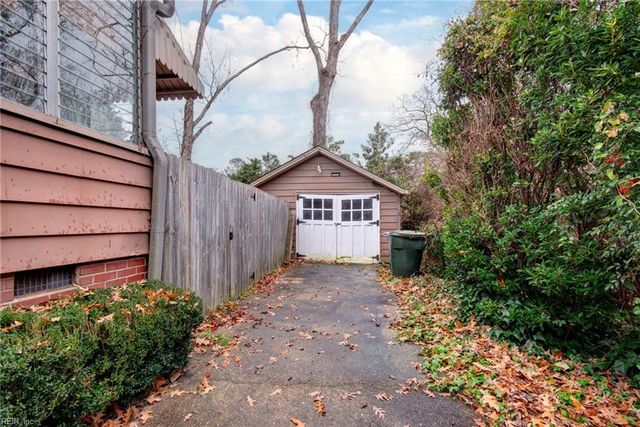 46 Woodfin RD, Newport News, VA 23601