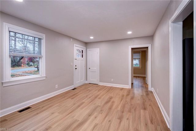 46 Woodfin RD, Newport News, VA 23601