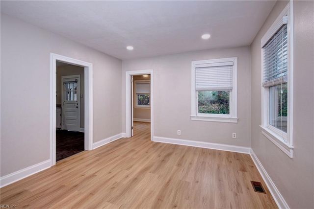 46 Woodfin RD, Newport News, VA 23601