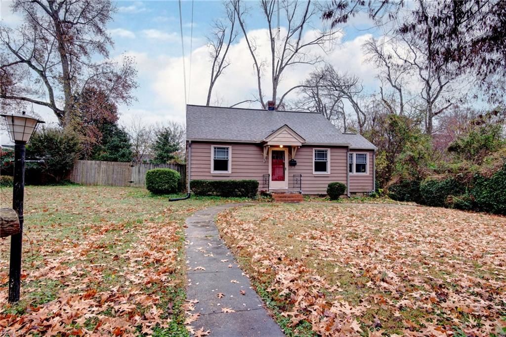 46 Woodfin RD, Newport News, VA 23601