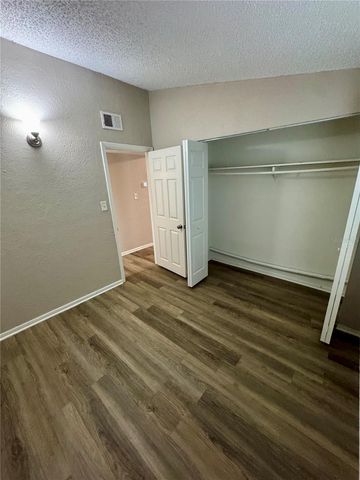 9216 W PATTERSON STREET, Tampa, FL 33615