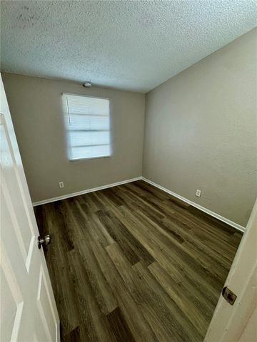 9216 W PATTERSON STREET, Tampa, FL 33615