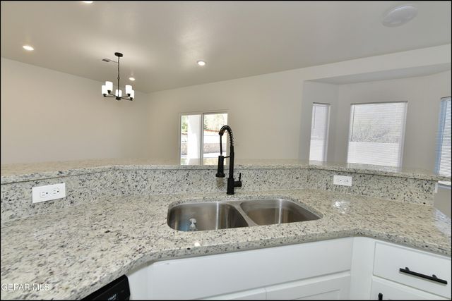 471 Huereque A and B Drive, Socorro, TX 79927