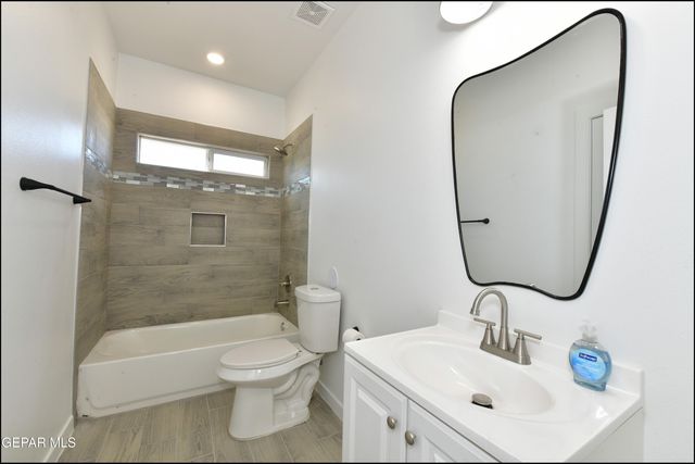 471 Huereque A and B Drive, Socorro, TX 79927