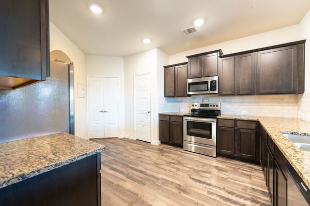 124 Sutter Lane, Royse City, TX 75189