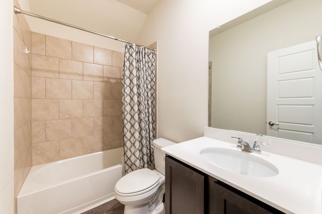 124 Sutter Lane, Royse City, TX 75189