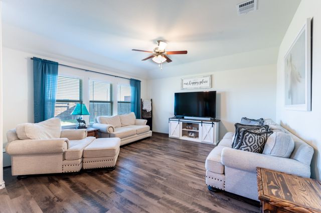 124 Sutter Lane, Royse City, TX 75189