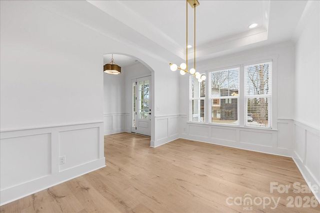 1607 Chippendale Road, Charlotte, NC 28205