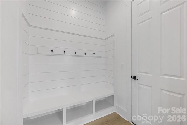 1607 Chippendale Road, Charlotte, NC 28205