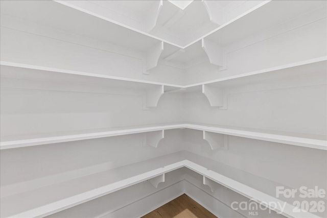 1607 Chippendale Road, Charlotte, NC 28205