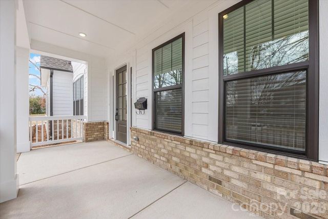 1607 Chippendale Road, Charlotte, NC 28205