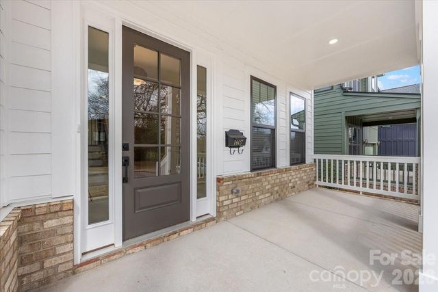 1607 Chippendale Road, Charlotte, NC 28205