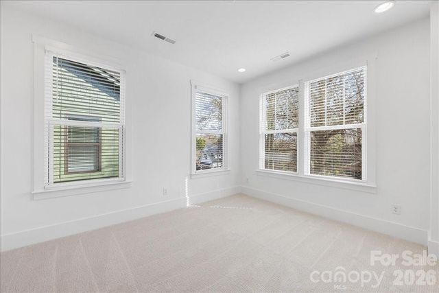 1607 Chippendale Road, Charlotte, NC 28205