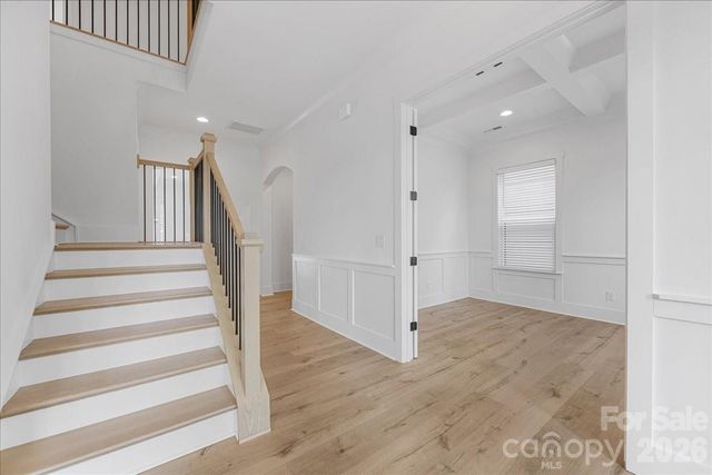 1607 Chippendale Road, Charlotte, NC 28205