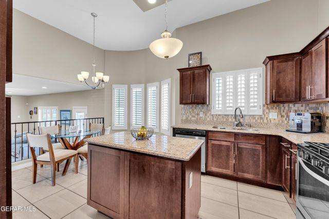 6068 RIVET Place, El Paso, TX 79932