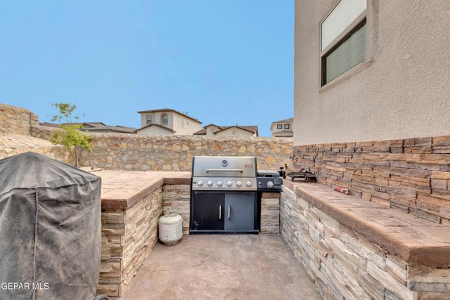 6068 RIVET Place, El Paso, TX 79932