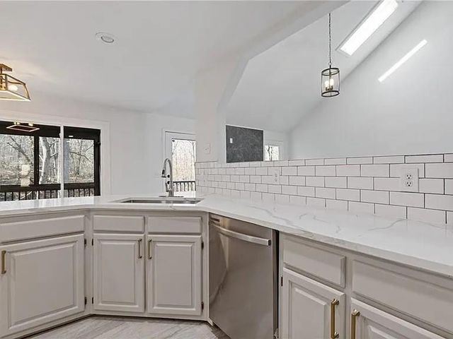 4732 Walnut Bend Drive, Gainesville, GA 30507