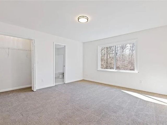 4732 Walnut Bend Drive, Gainesville, GA 30507