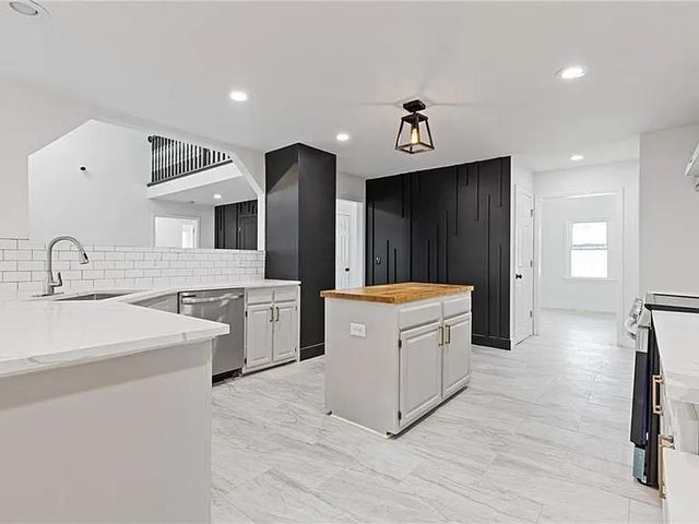 4732 Walnut Bend Drive, Gainesville, GA 30507