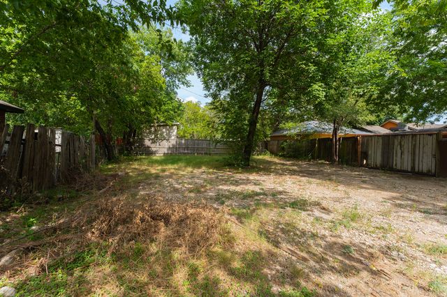 502 Rayenell Avenue, Dallas, TX 75217