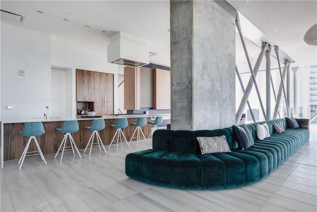 301 West Ave 1502, Austin, TX 78701