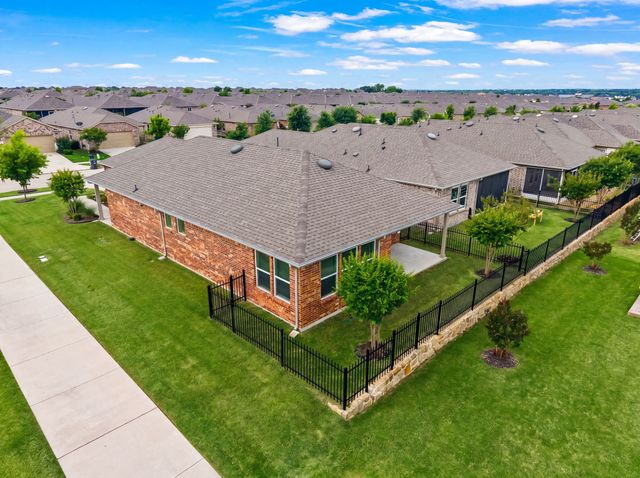 1269 Revolution Drive, Little Elm, TX 76227