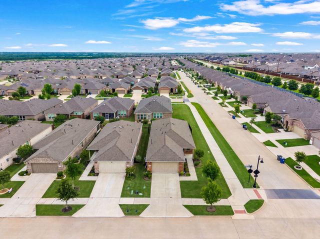 1269 Revolution Drive, Little Elm, TX 76227