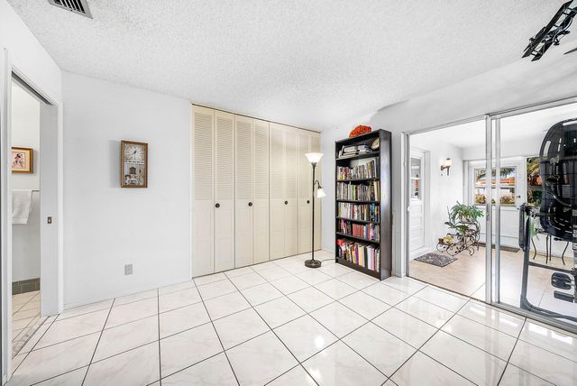 5730 Fernley Drive E 23, West Palm Beach, FL 33415