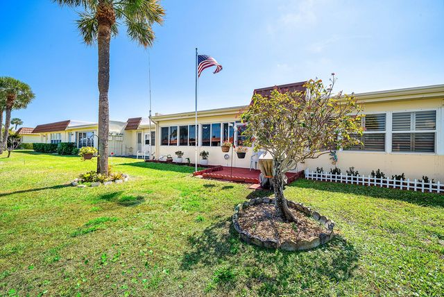 5730 Fernley Drive E 23, West Palm Beach, FL 33415