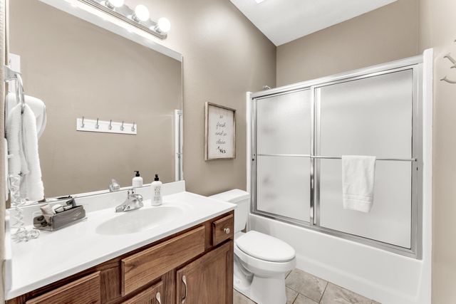 31 Birdie Lane 4, Branson West, MO 65737