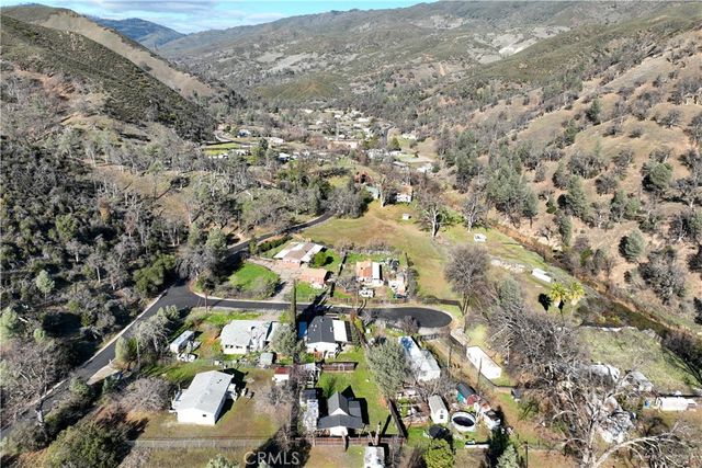 16700 Fox Way, Clearlake Oaks, CA 95423