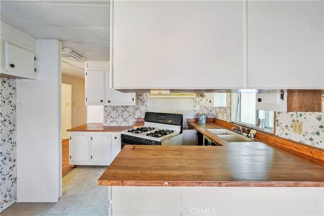 16700 Fox Way, Clearlake Oaks, CA 95423