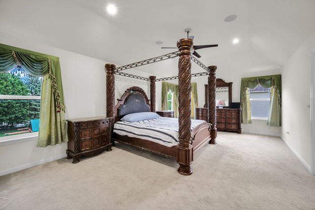 1 Duval Court, Bolingbrook, IL 60490