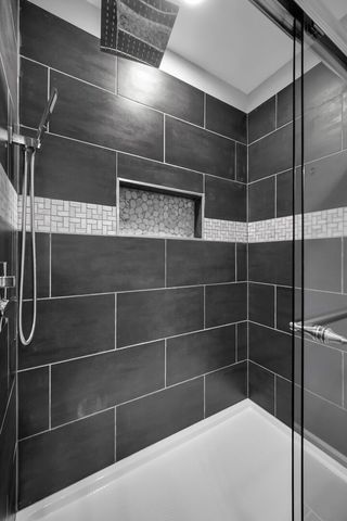1 Duval Court, Bolingbrook, IL 60490