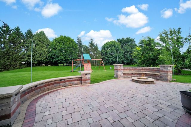1 Duval Court, Bolingbrook, IL 60490