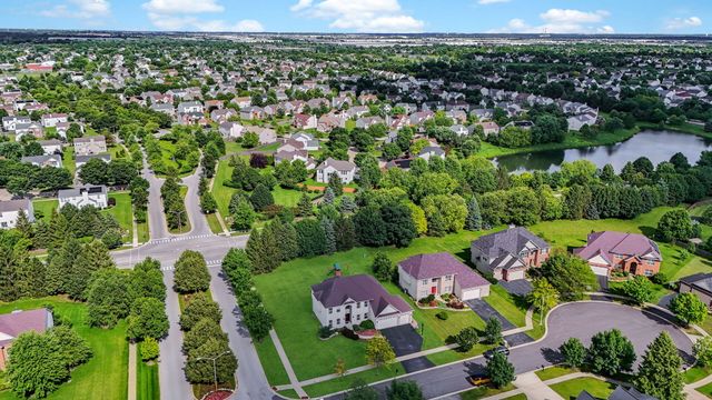 1 Duval Court, Bolingbrook, IL 60490