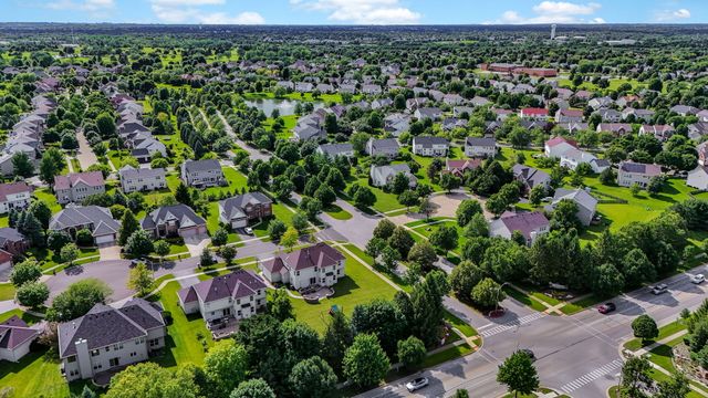 1 Duval Court, Bolingbrook, IL 60490