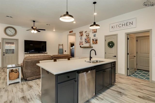 2333 TINKER TRAIL, Wichita Falls, TX 76306