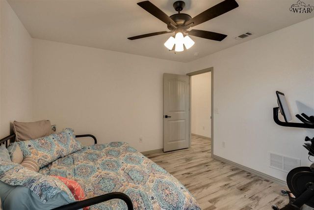2333 TINKER TRAIL, Wichita Falls, TX 76306