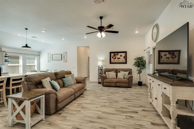 2333 TINKER TRAIL, Wichita Falls, TX 76306