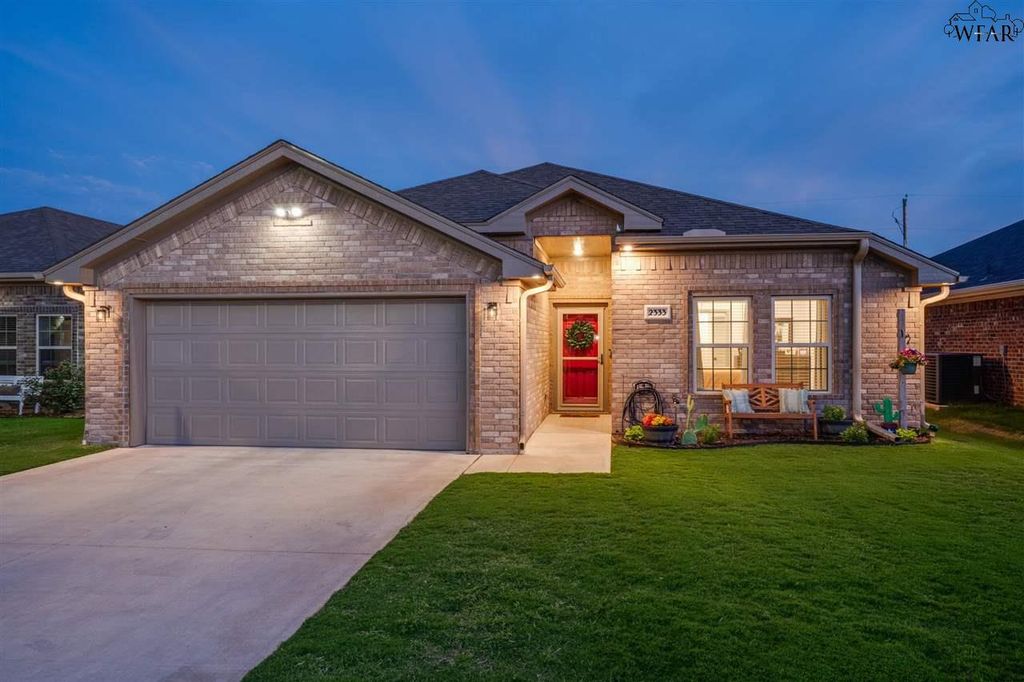 2333 TINKER TRAIL, Wichita Falls, TX 76306