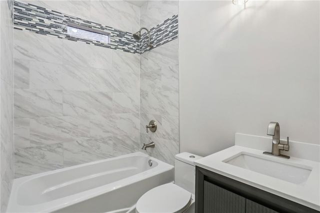 1725 Linwood Avenue, Atlanta, GA 30344